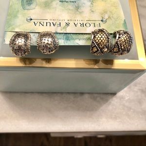 John Hardy SS/gold hoop earrings,